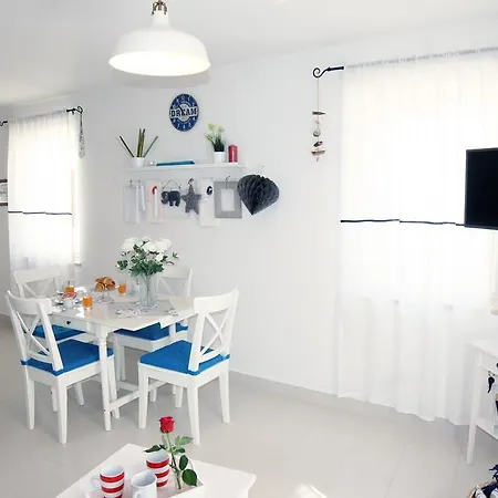 Stefani Apartment *
